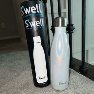 S'well Stainless Steel Water Bottle - 17 Fl Oz - Milky Way NWT NEVER USED